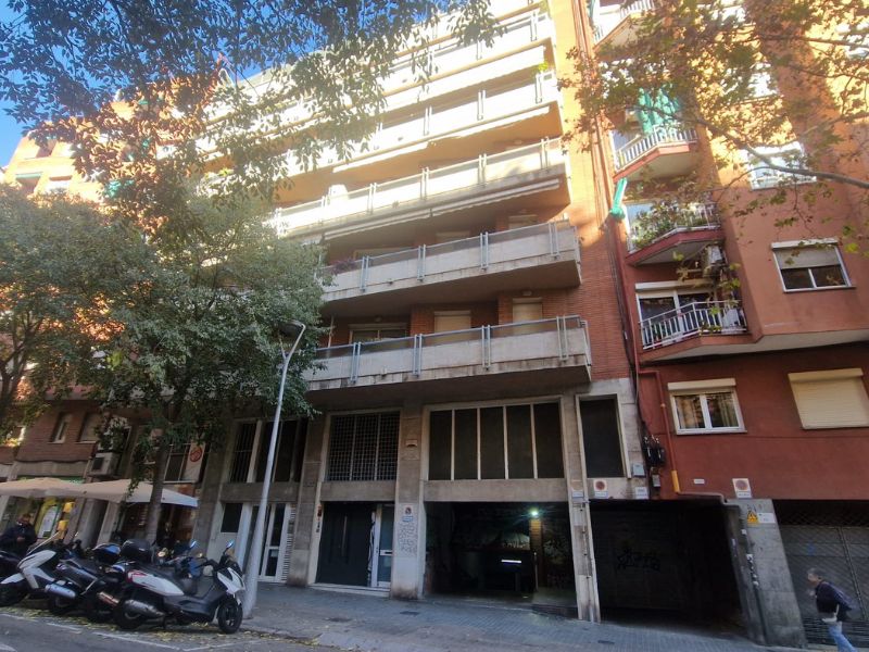 New parking of 10 m2 in L'Eixample, Sagrada Familia